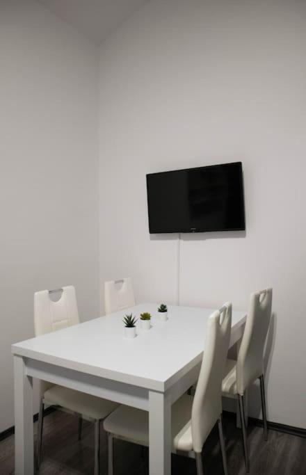 Modern Apartment In The Center Of Praha Exteriér fotografie